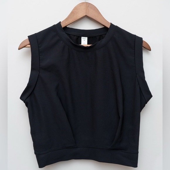 Halara Black Sleeveless Cropped Tank Top Size M - Picture 2 of 6